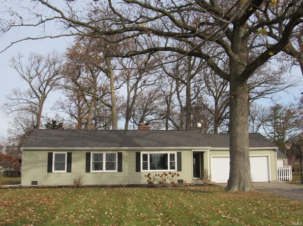 21235 Bluecast Rd, Woodburn, IN 46797