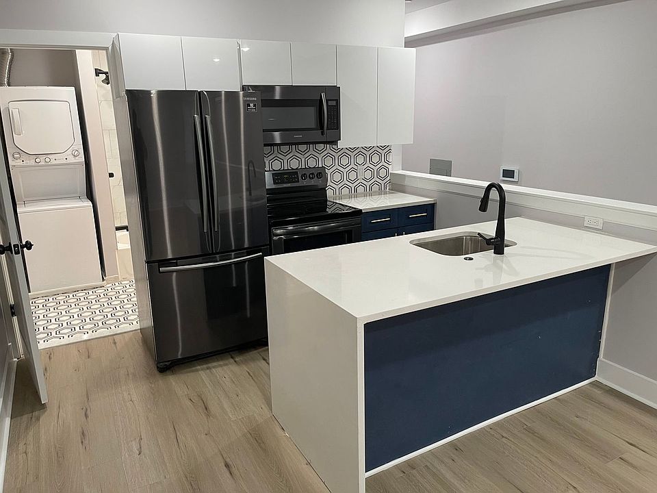 1st image of 3936 Haverford Ave APT 4