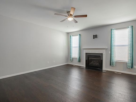 5th image of 38 Huntleigh Park Ct