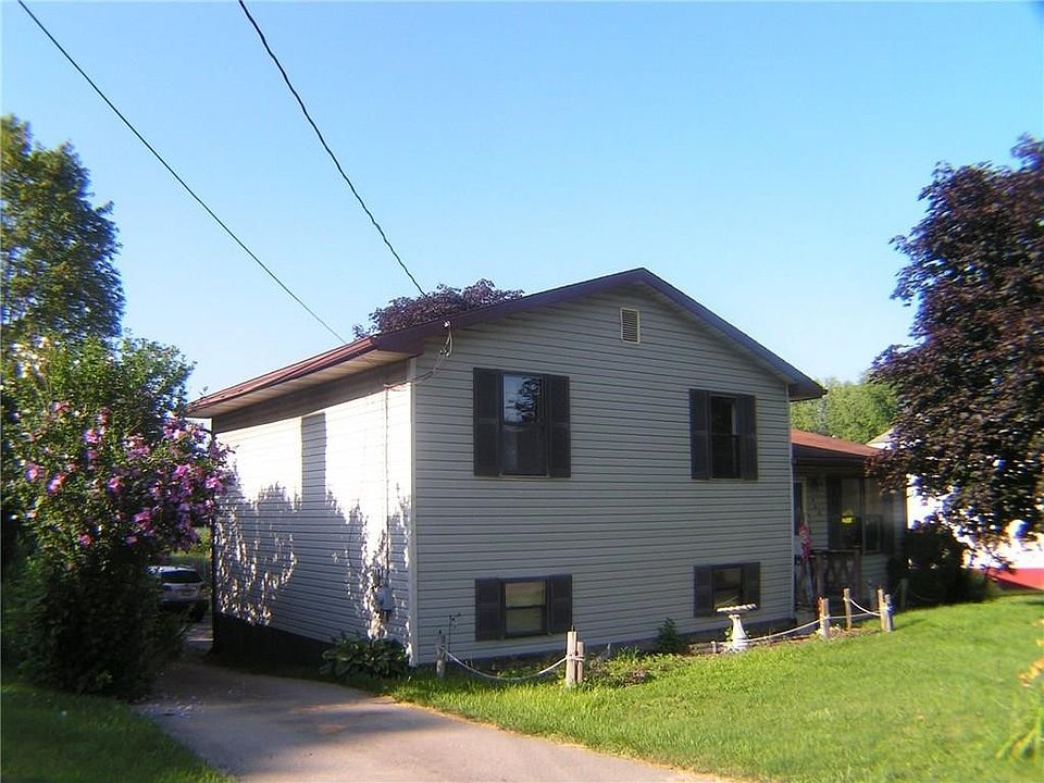 720 Water St Conneaut Lake PA Zillow