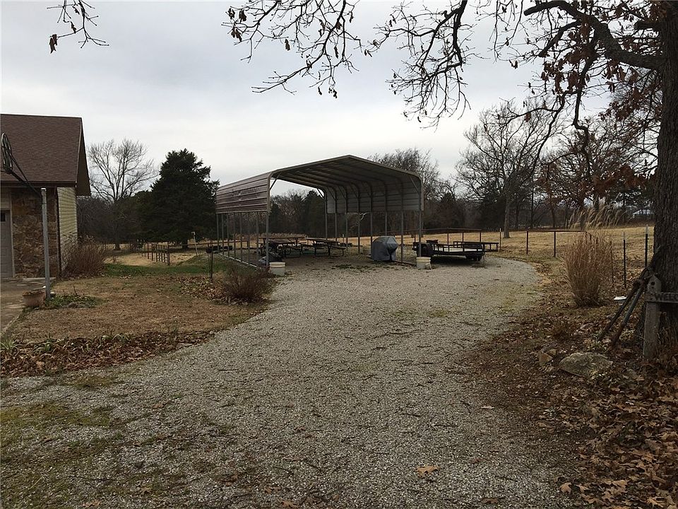 2nd image of 460 County Road 430