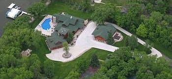 2nd image of 1071 Shorewood Dr