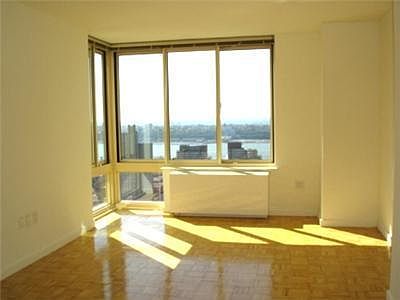 1st image of 260 W 54th St APT 42E