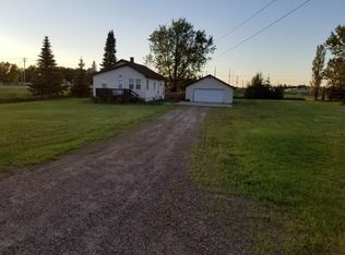 1317 E 41st St, Hibbing, MN 55746