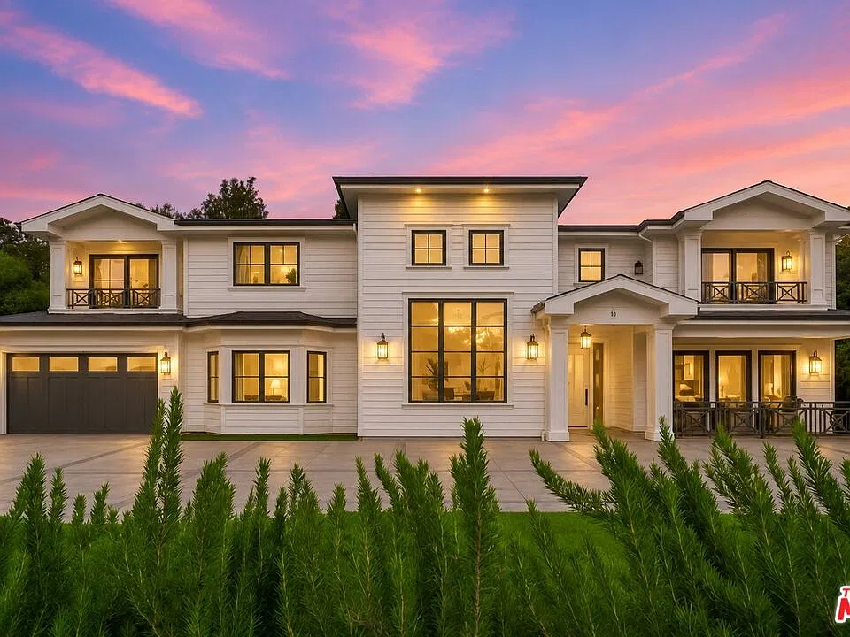 126 N Canyon View Dr