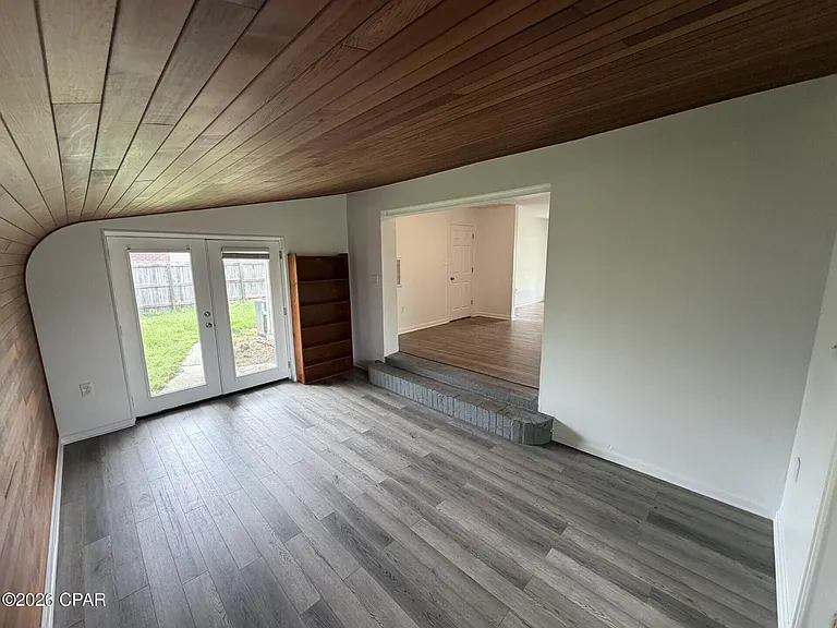 1107 Yale Ave — Photo 13