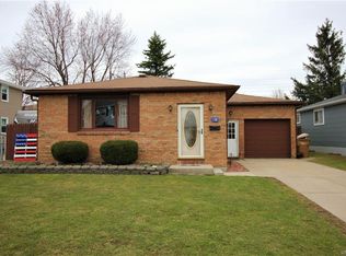 13 Hillwood Dr, Buffalo, NY 14227