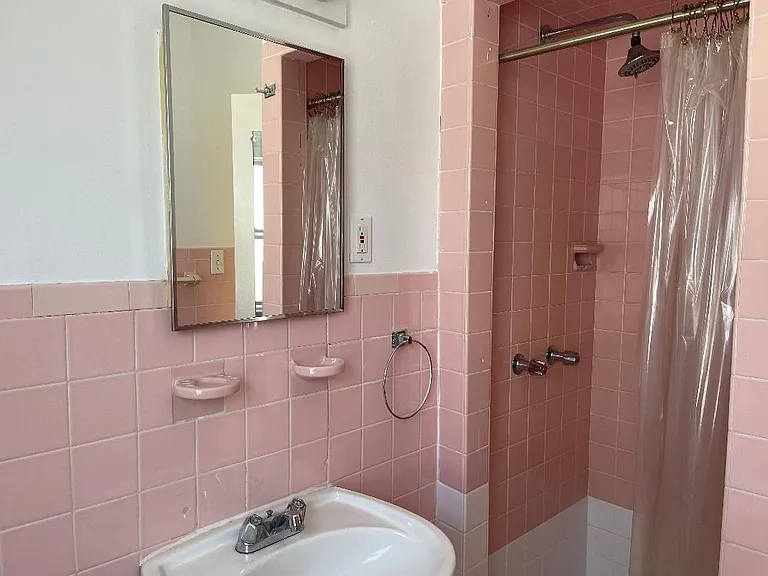 75 Mohawk Ave — Photo 21