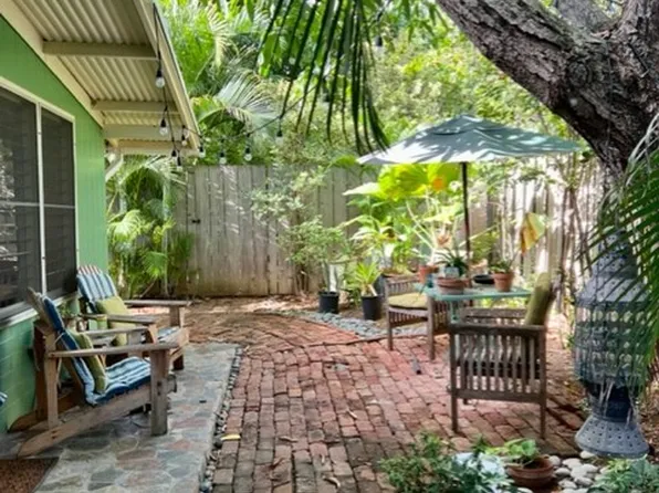 (undisclosed Address), Kailua, HI 96734