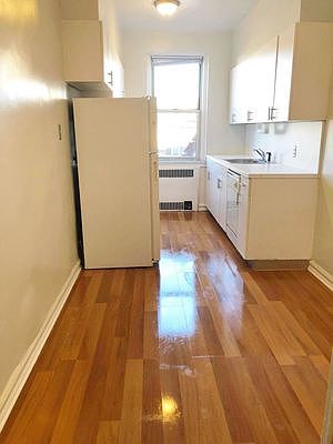 4th image of 63-89 Saunders St #2NN