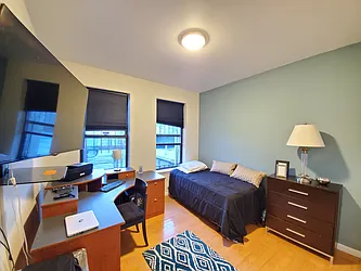 Rented by Astoria Realty