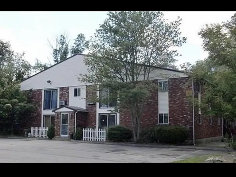 18 Washington St #7 — Photo 1
