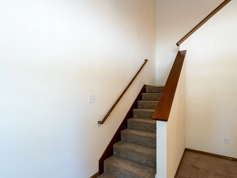 701-703 Glenstone Dr. — Photo 30