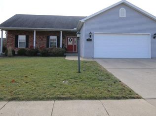 805 Jonathan St, Washington, IL 61571