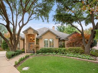 2884 Oakbriar Trl, Fort Worth, TX 76109