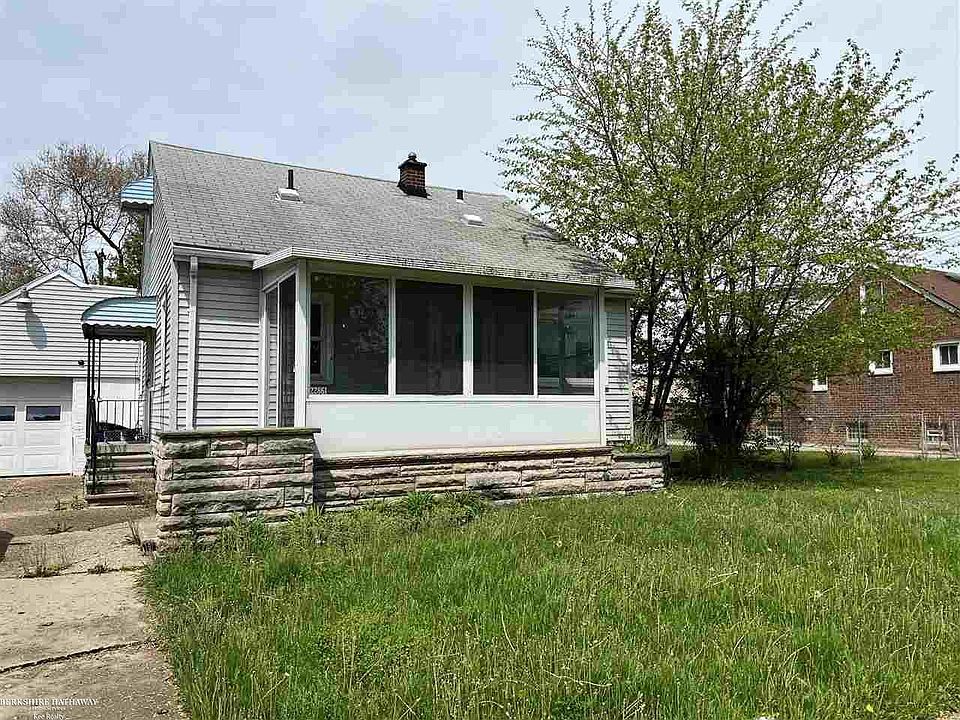1st image of 22861 Oaklane St