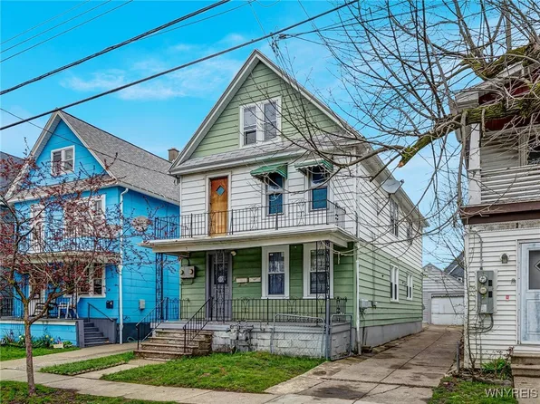 95 Bush St, Buffalo, NY 14207