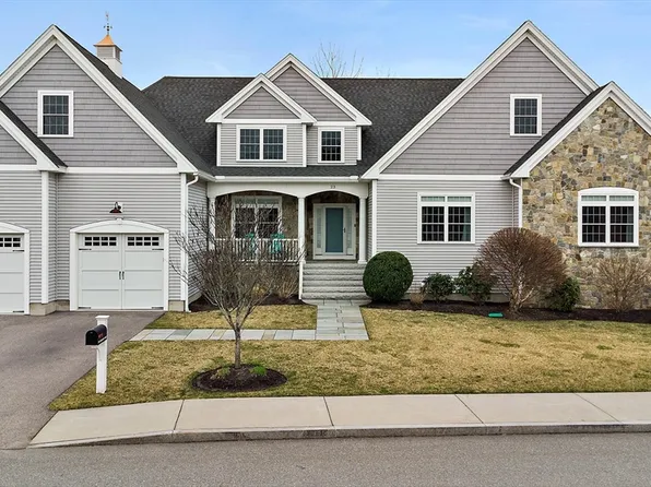 23 Carlson Way, Woburn, MA 01801