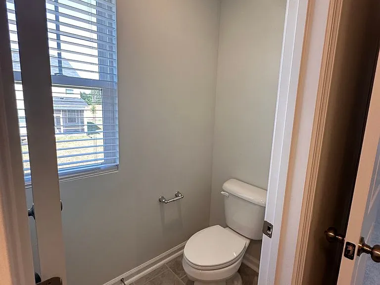5927 Woodlawn Dr — Photo 21