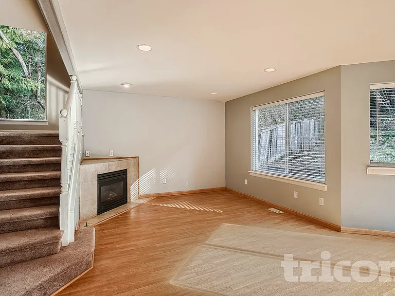 18911 101st Street Ct E — Photo 18