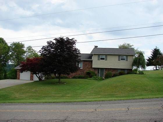 2nd image of 70879 Crescent Rd