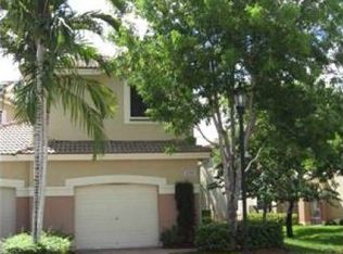 4299 Vineyard Cir, Fort Lauderdale, FL 33332