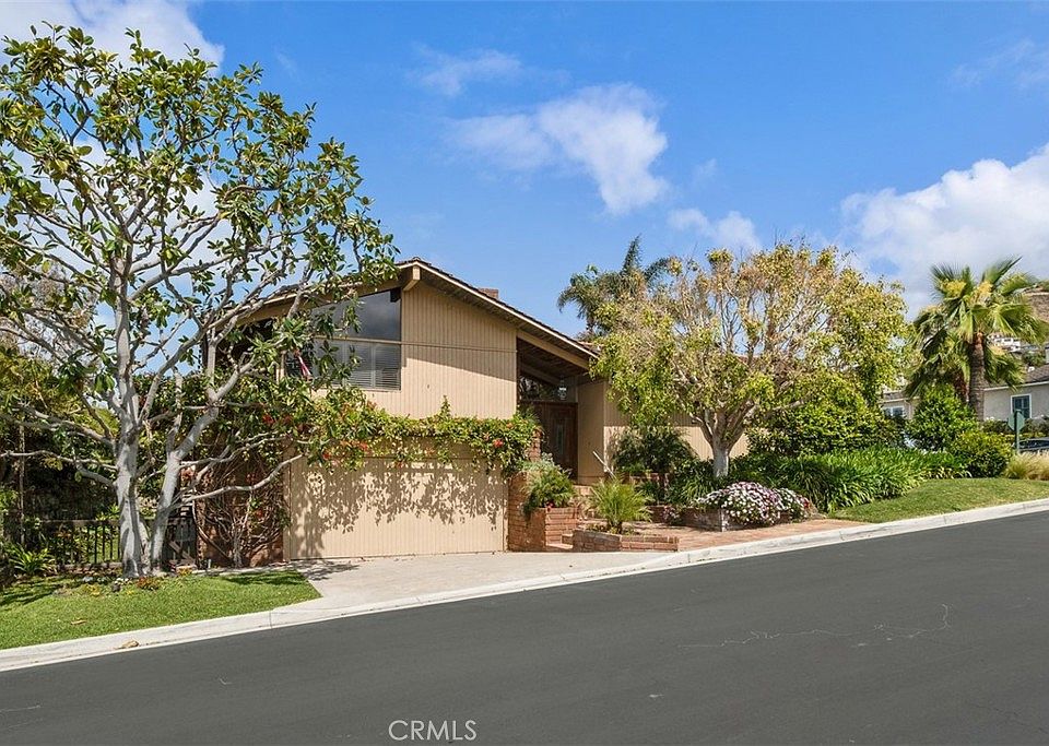 1st image of 2 N Alta Mira Rd
