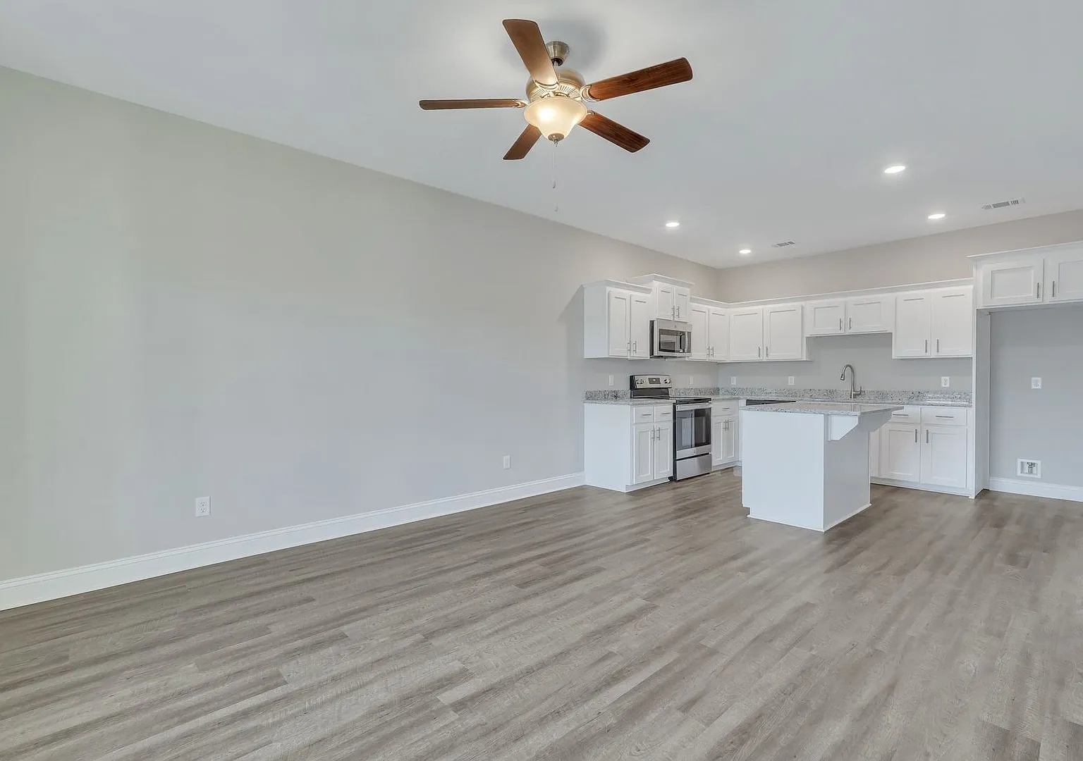 713 Coley Boyd Rd — Photo 3