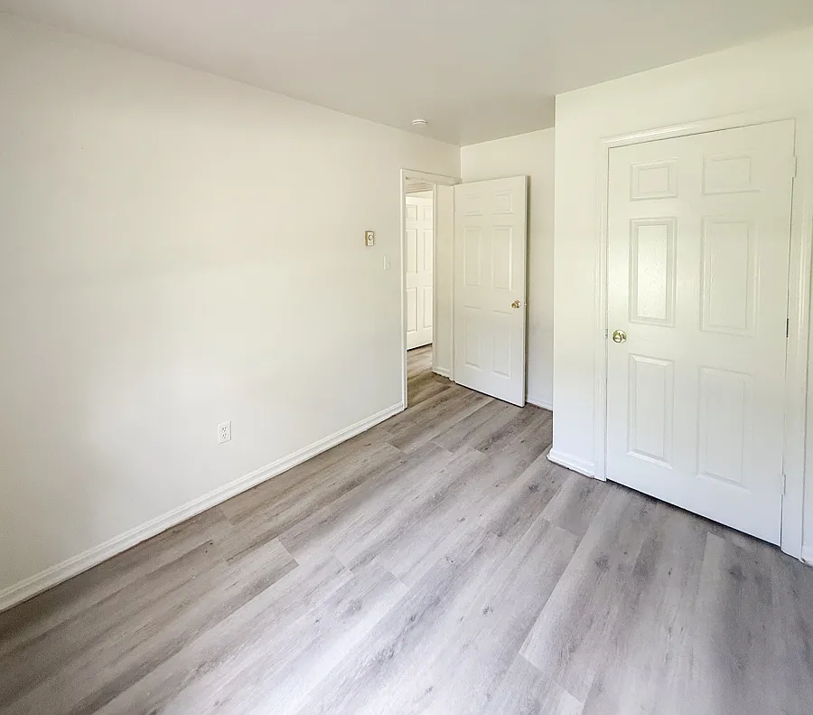 3 bed, 1200 sqft, $1,399 — Photo 4