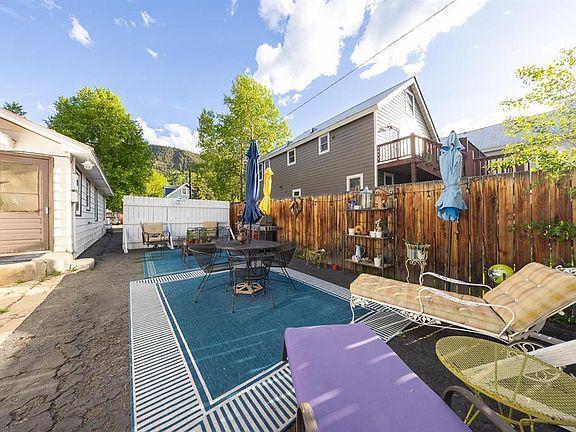 4th image of 727 Belleview Avenue