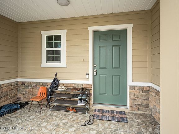 3rd image of 1519 Isla Bella Ct