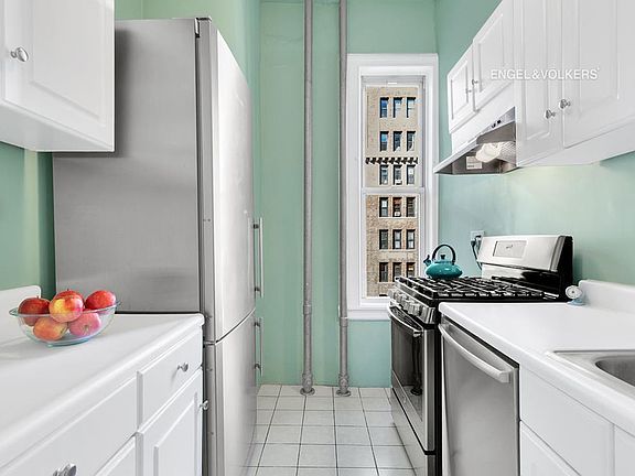 4th image of 246 W End Ave APT 8B