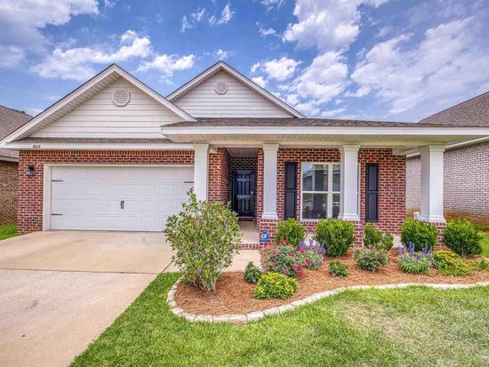 8018 Burnside Loop, Pensacola, FL 32526