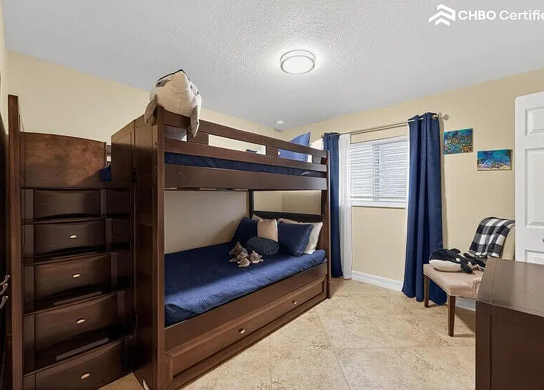 Bedroom 4-1 Bunk beds