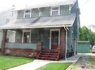 2142 4th St NE, Canton, OH 44704