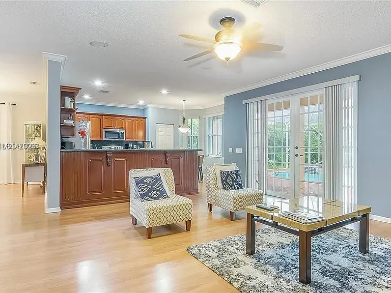 1714 Royal Grove Way — Photo 2