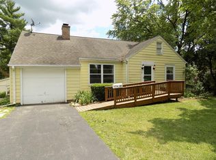 515 Highview Dr, Fox River Grove, IL 60021