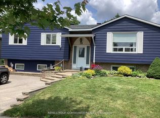 28 Indian Arrow Rd, Barrie, ON L4M 5G3