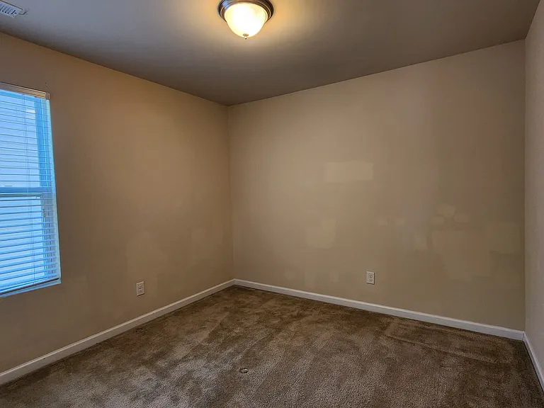 508 Knothole Ln — Photo 15