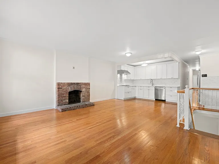 316 W 71st St #GARDEN — Photo 1