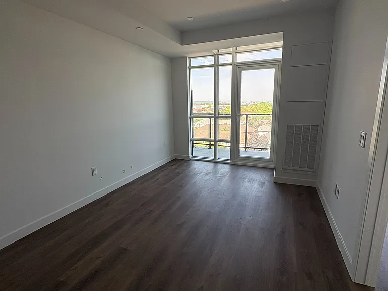 461 Green Rd #706 — Photo 6