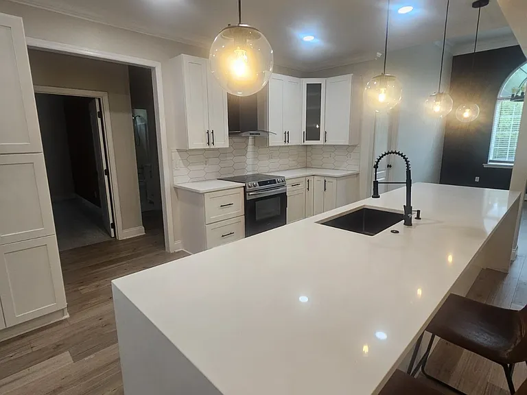 200 Blair Rd — Photo 6