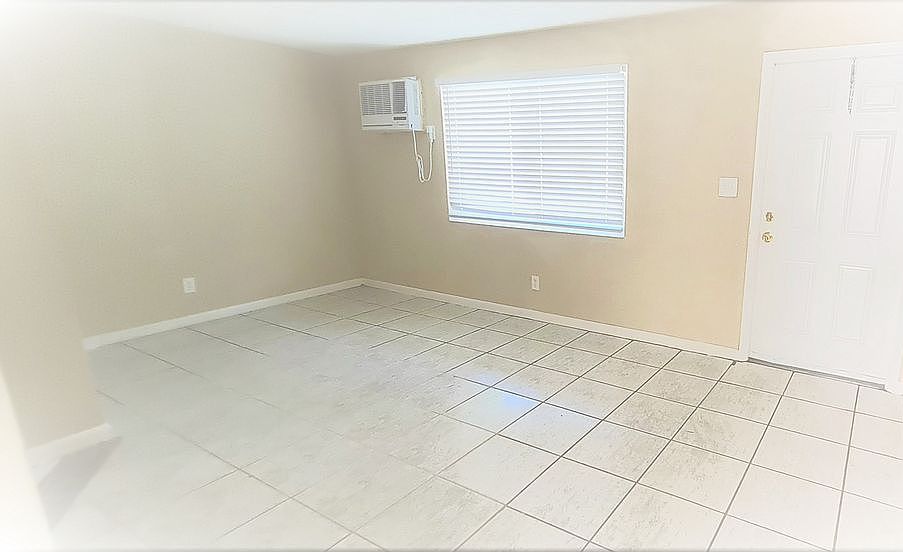 2nd image of 721 SW 7th St