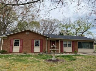 2399 Whitehorn Rd, Kernersville, NC 27284
