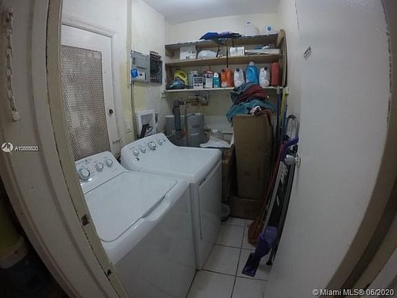 5th image of 16930 NE 21st Ave #16930