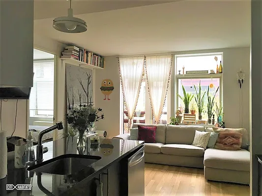 Rented by Citi Habitats | media 58