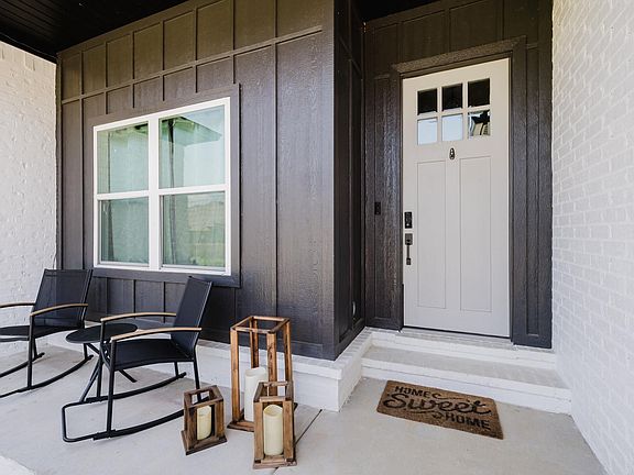 2nd image of 5011 Del Rey Ct