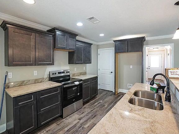 2nd image of 1498 Conner Ln