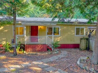 156 Mill Rd, Point Roberts, WA 98281