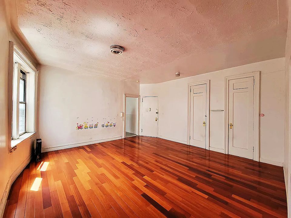 1st image of 712 W 175th St APT 4B